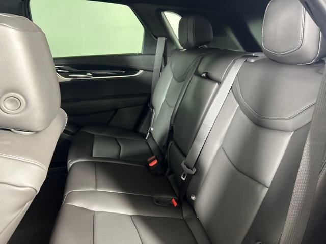 new 2025 Cadillac XT5 car, priced at $57,790