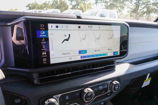 new 2025 Jeep Wrangler car, priced at $40,180