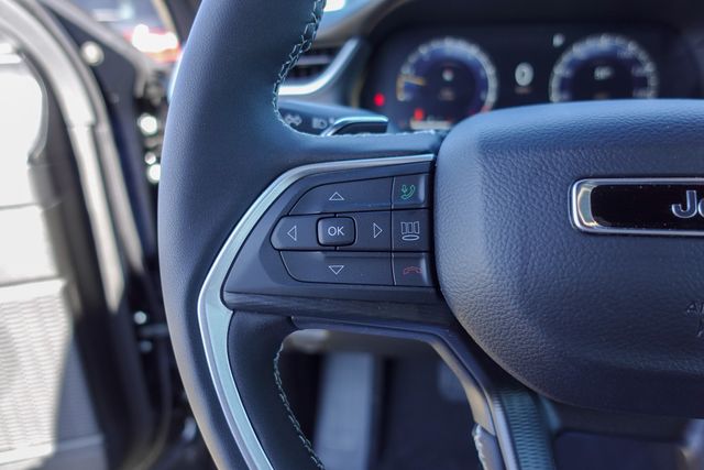 new 2025 Jeep Grand Cherokee car, priced at $40,650