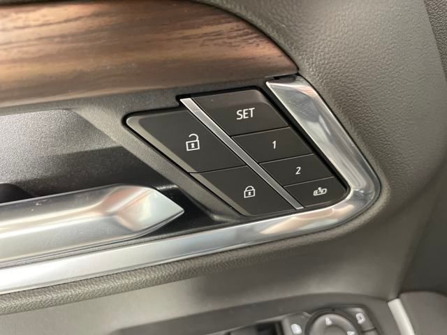new 2025 GMC Sierra 1500 car, priced at $60,000