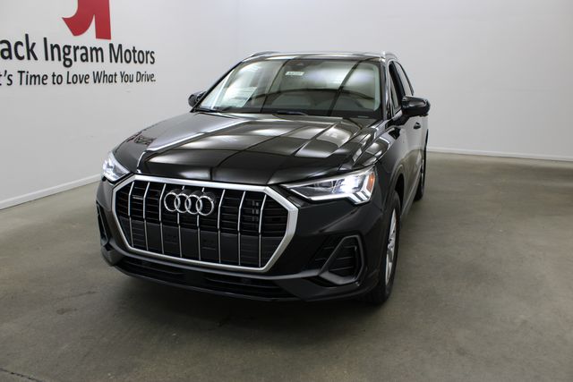 new 2025 Audi Q3 car, priced at $43,575
