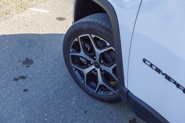 new 2025 Jeep Compass car, priced at $31,340