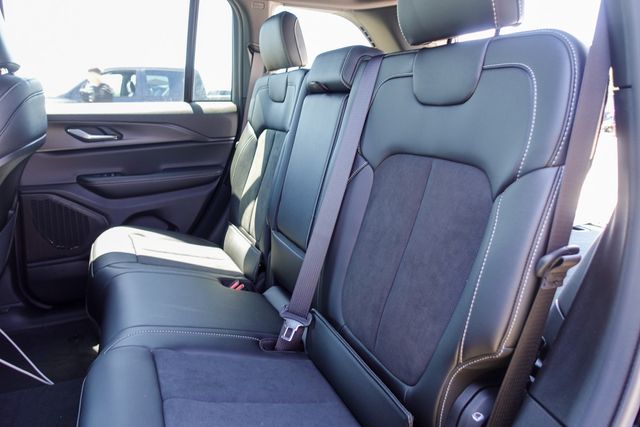 new 2025 Jeep Grand Cherokee car, priced at $41,350