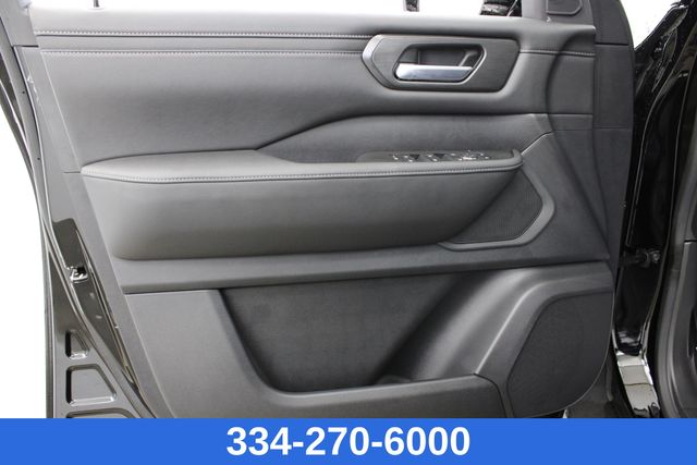 new 2025 Nissan Armada car, priced at $60,570
