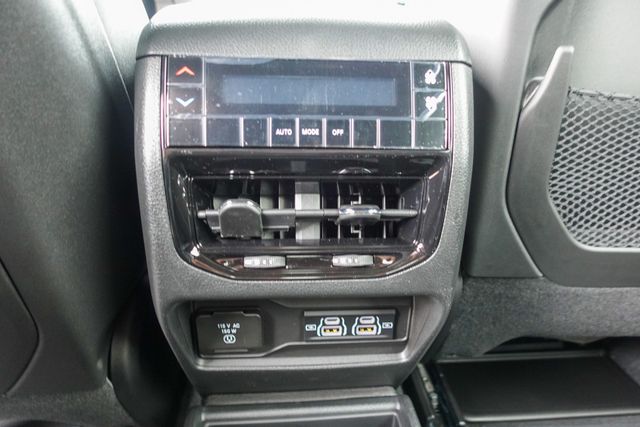 new 2025 Jeep Grand Cherokee L car, priced at $40,870