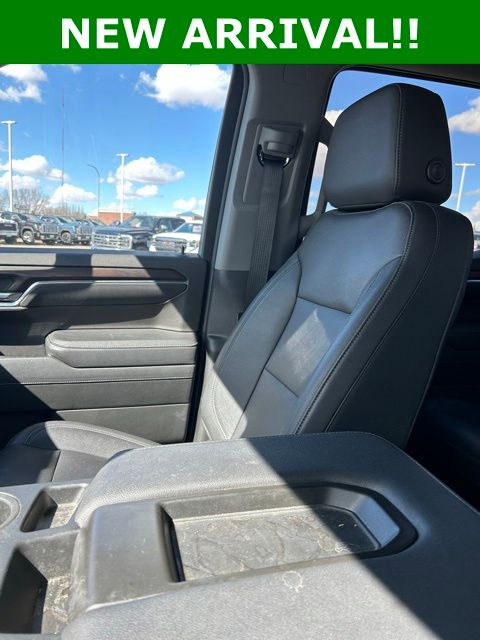 used 2022 GMC Sierra 1500 car, priced at $43,000