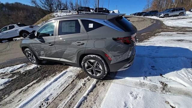 new 2025 Hyundai Tucson car, priced at $33,105