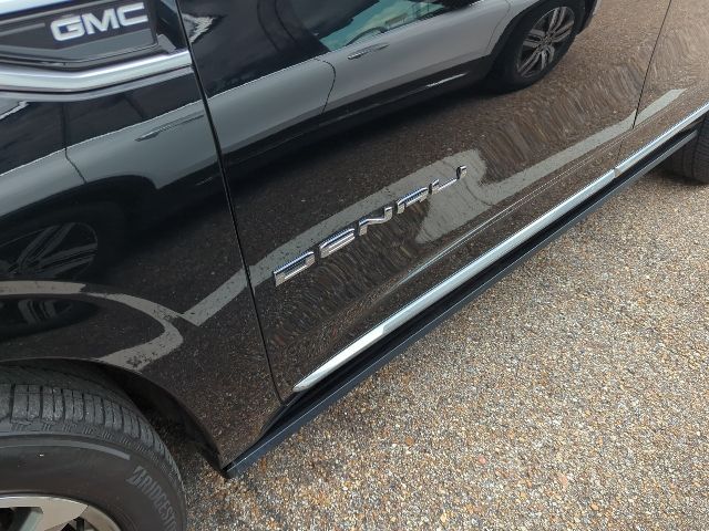 used 2021 GMC Yukon car, priced at $43,997