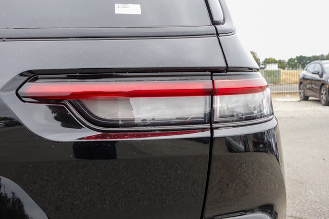 new 2025 Jeep Grand Cherokee L car, priced at $40,870