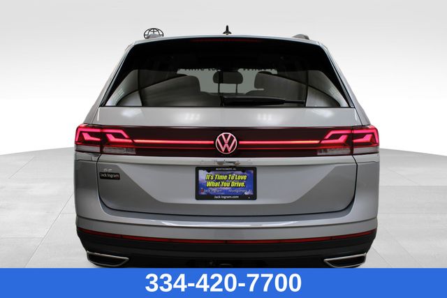 new 2025 Volkswagen Atlas car, priced at $44,703