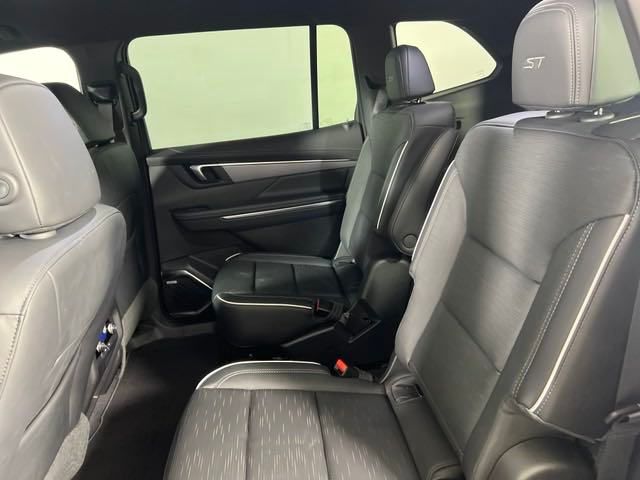 new 2025 Buick Enclave car, priced at $49,500