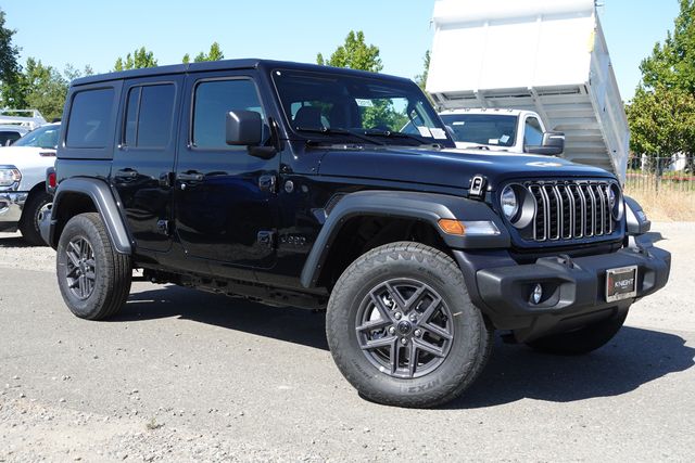 new 2025 Jeep Wrangler car, priced at $45,680