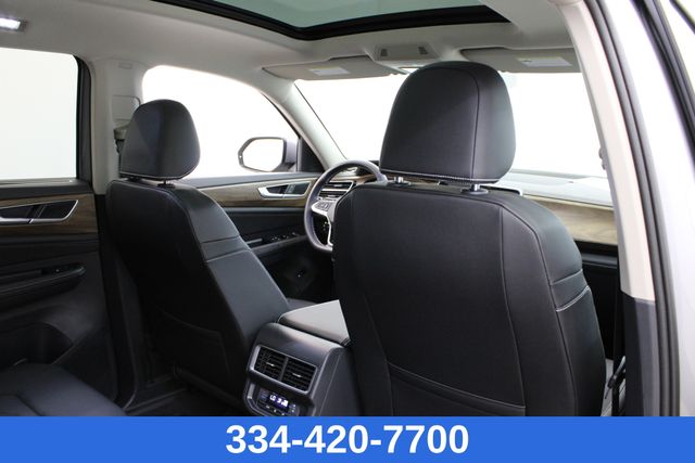 new 2025 Volkswagen Atlas car, priced at $44,703