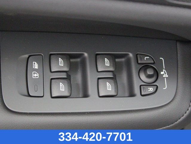 new 2024 Volvo S60 car, priced at $39,527