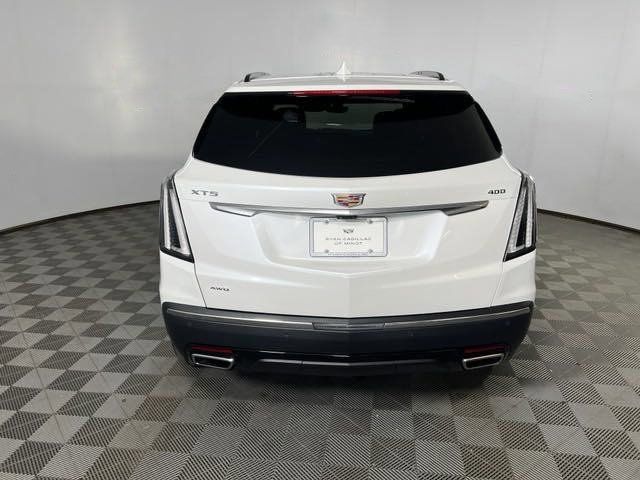 new 2024 Cadillac XT5 car, priced at $58,000