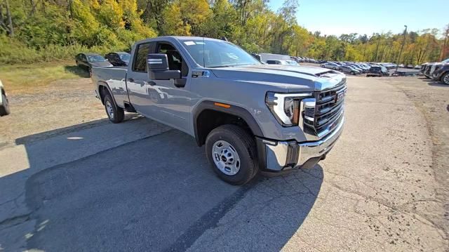 new 2025 GMC Sierra 2500HD car, priced at $50,625