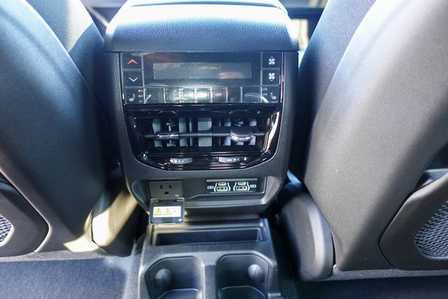 new 2025 Jeep Grand Cherokee L car, priced at $52,232