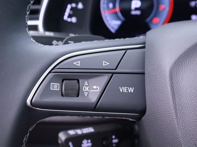 new 2025 Audi Q7 car, priced at $66,095