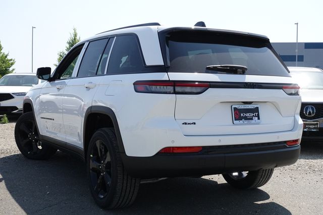 new 2025 Jeep Grand Cherokee car, priced at $40,755