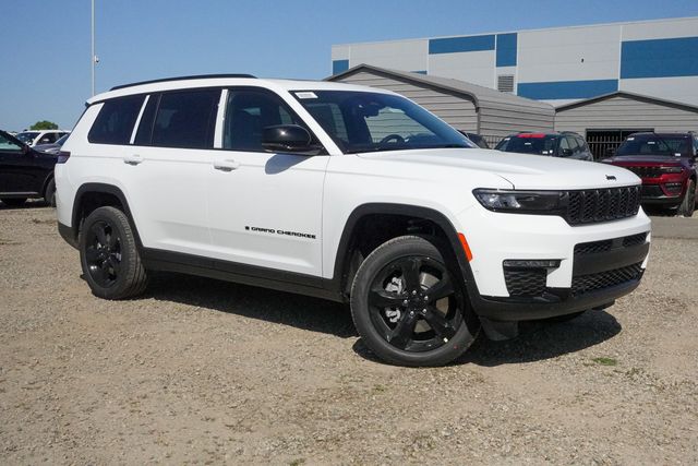 new 2025 Jeep Grand Cherokee L car, priced at $54,112