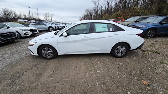 new 2025 Hyundai Elantra car, priced at $23,683