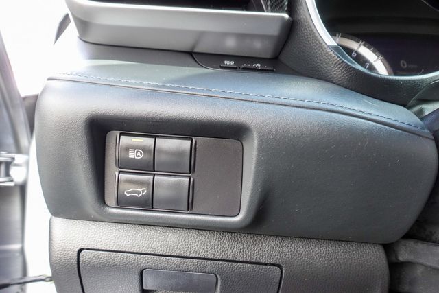 used 2022 Toyota Highlander car, priced at $37,000