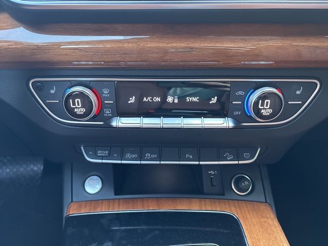 used 2021 Audi Q5 car, priced at $27,699