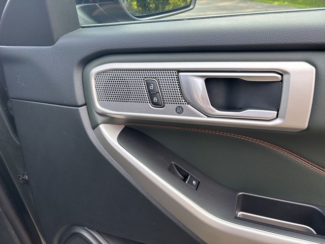 used 2023 Ford Explorer car, priced at $35,999