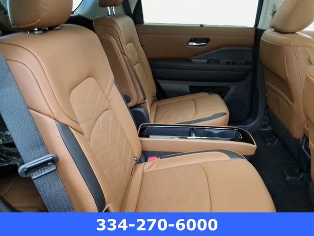new 2025 Nissan Pathfinder car, priced at $54,580