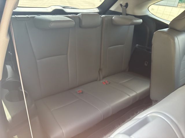 used 2023 Toyota Highlander car, priced at $36,699
