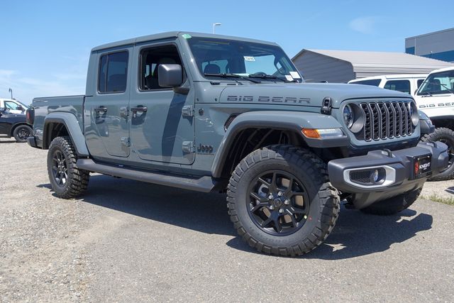 new 2025 Jeep Gladiator car, priced at $46,270