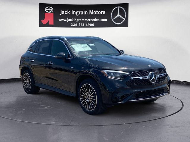 new 2025 Mercedes-Benz GLC car, priced at $69,830