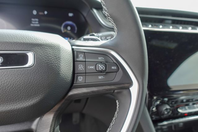 new 2025 Jeep Grand Cherokee L car, priced at $54,612