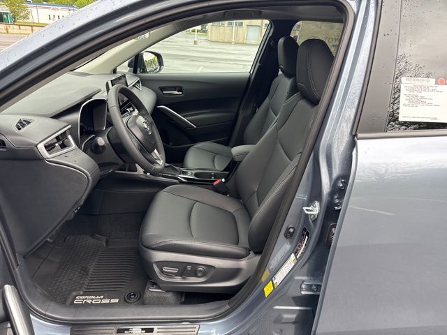 new 2025 Toyota Corolla Cross car, priced at $33,581