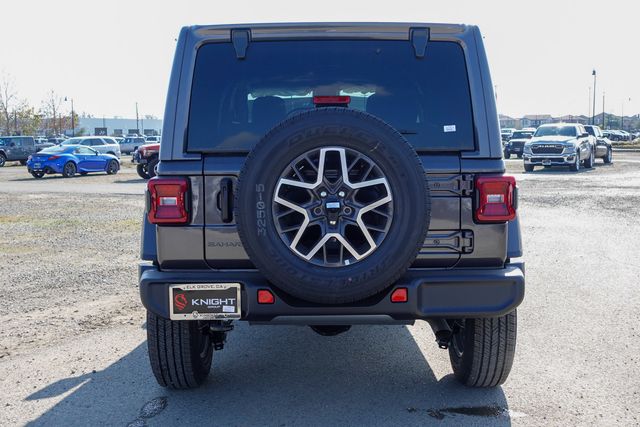 new 2025 Jeep Wrangler car, priced at $52,370
