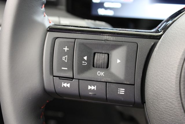 new 2025 Nissan Kicks car, priced at $29,405