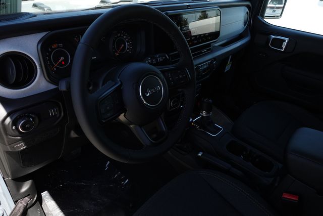new 2025 Jeep Wrangler car, priced at $45,680