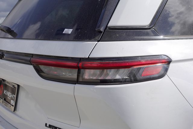 new 2025 Jeep Grand Cherokee car, priced at $55,335