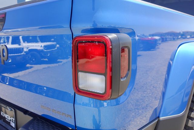new 2025 Jeep Gladiator car, priced at $46,270