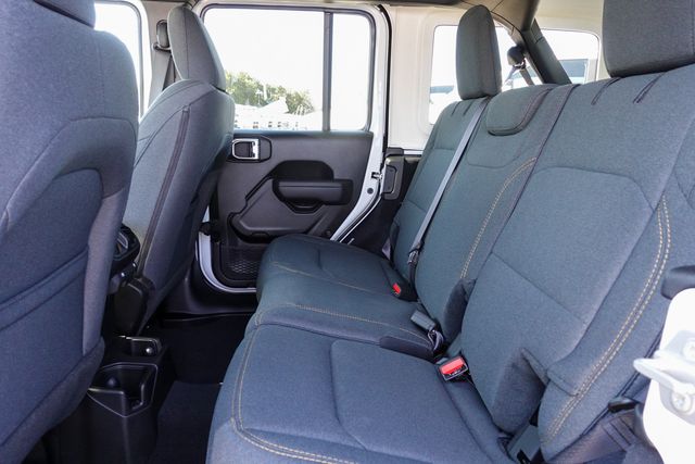 new 2025 Jeep Wrangler car, priced at $42,085