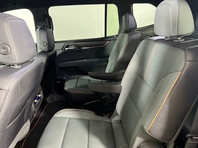 new 2025 GMC Acadia car, priced at $51,500