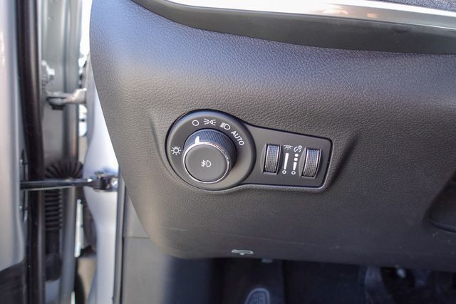 new 2025 Jeep Compass car, priced at $25,610