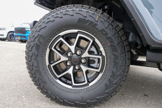 new 2025 Jeep Gladiator car, priced at $55,915