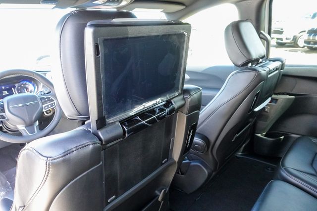 new 2025 Chrysler Pacifica car, priced at $41,290