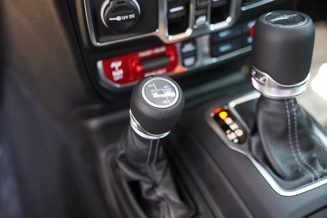 new 2025 Jeep Gladiator car, priced at $54,875