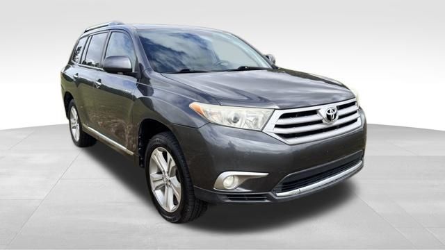 used 2012 Toyota Highlander car, priced at $6,788