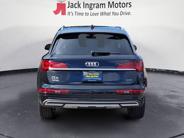 new 2025 Audi Q5 car, priced at $51,540