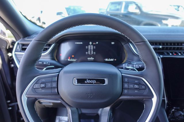 new 2025 Jeep Grand Cherokee car, priced at $34,181