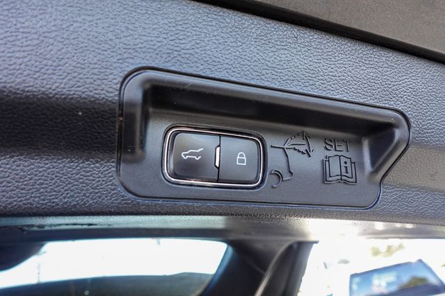 used 2020 Ford Explorer car, priced at $12,900