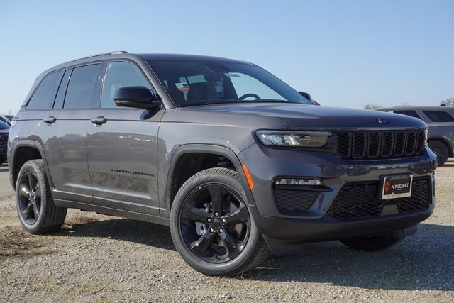 new 2025 Jeep Grand Cherokee car, priced at $46,676